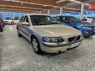 Ruskea Käytetty 2002 Volvo S60 Business Edition Sedan | 5 500 € (Kallis)