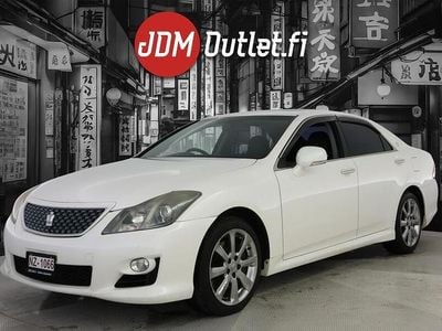 Käytetty Toyota Crown 316 HP (232 kW) 2009 Sedan