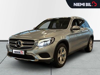 Käytetty 2017 Mercedes GLC350 Business Katumaasturi | 17 890 € (Perustarjous)