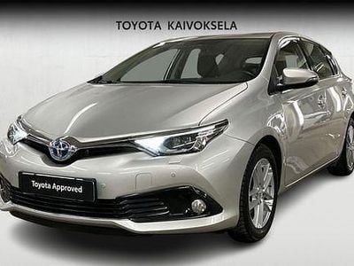 Käytetty Toyota Auris Active 98 HP (72 kW) 2016 Hopea Viistoperä