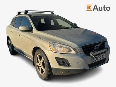 Käytetty Volvo XC60 Kinetic 163 HP (119 kW) 2010 Valkoinen Katumaasturi