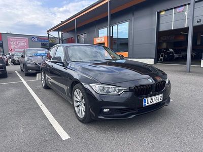 BMW 330e