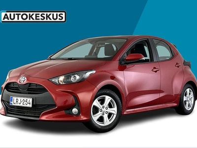 Punainen Käytetty 2022 Toyota Yaris Multidrive S Viistoperä | 19 690 € (Perustarjous)