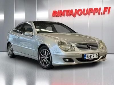 Harmaa Käytetty 2004 Mercedes C200 Coupe - kaksiovinen | 4 900 €