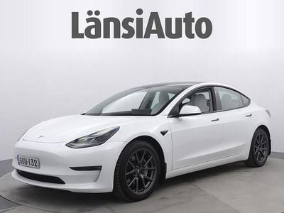 Käytetty Tesla Model 3 Long Range AWD 258 kW (351 HP) 2021 Valkoinen Sedan