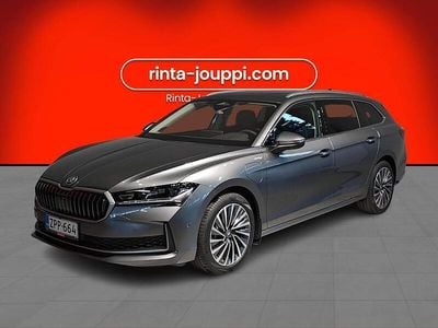 Harmaa Uusi 2025 Skoda Superb LAURIN & KLEMENT Farmari | 52 900 € (Kallis)