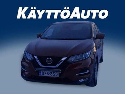 Käytetty Nissan Qashqai N-Connecta 160 HP (117 kW) 2018 Metallinpunainen Katumaasturi