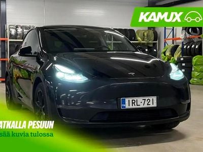 Käytetty Tesla Model Y 258 kW (351 HP) 2023 Musta Katumaasturi