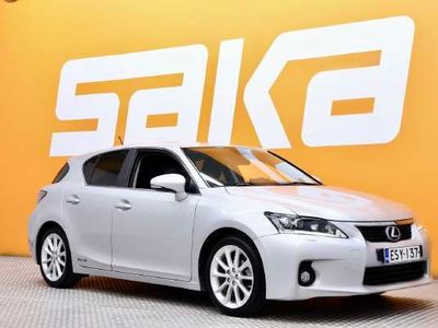 Lexus CT200h