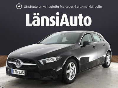 Käytetty Mercedes A180 Edition 136 HP (100 kW) 2022 Musta Viistoperä