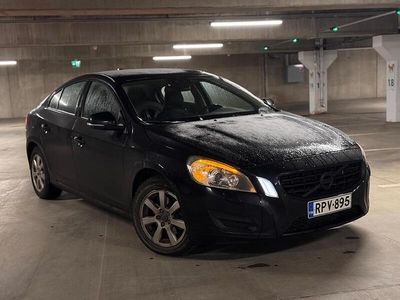 Käytetty 2012 Volvo S60 Momentum Sedan | 7 900 €