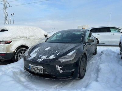 Käytetty Tesla Model 3 339 kW (462 HP) 2021 Musta Sedan