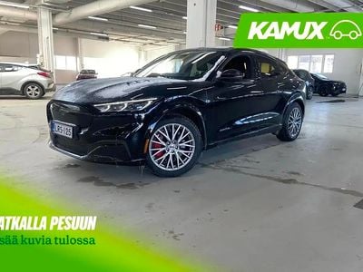 Käytetty Ford Mustang Mach-E Premium 258 kW (351 HP) 2022 Musta Katumaasturi