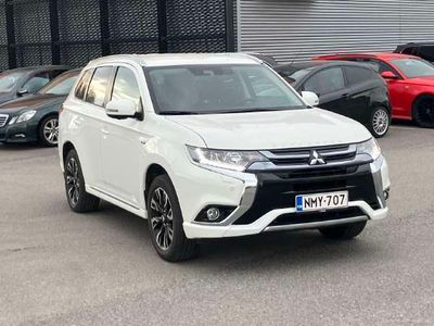 käytetty Mitsubishi Outlander P-HEV Instyle