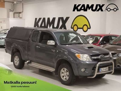 käytetty Toyota HiLux Extra Cab 2,5 D-4D 4WD DLX /