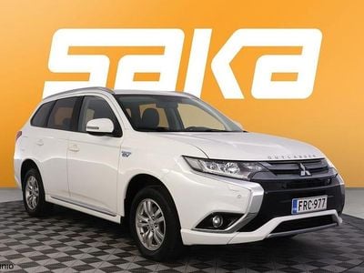 Käytetty 2018 Mitsubishi Outlander P-HEV Intense Katumaasturi | 14 400 €