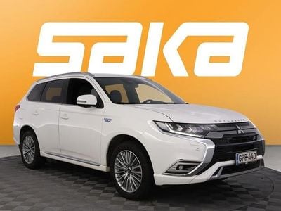 Käytetty Mitsubishi Outlander P-HEV Instyle 224 HP (164 kW) 2019 Katumaasturi