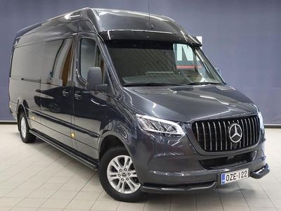 Käytetty Mercedes Sprinter 190 HP (139 kW) 2023 Harmaa Van
