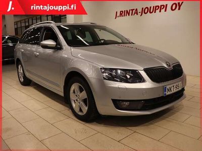 käytetty Skoda Octavia Combi 1,6 TDI Style DSG 1-Om.KessyLohkolämmitin+Sisäpistoke J. autoturva saatavilla, J. koti