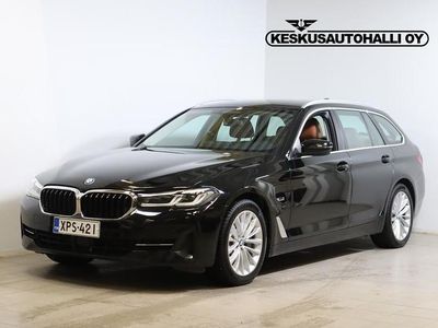 Käytetty BMW 530e 292 HP (214 kW) 2022 Musta Farmari