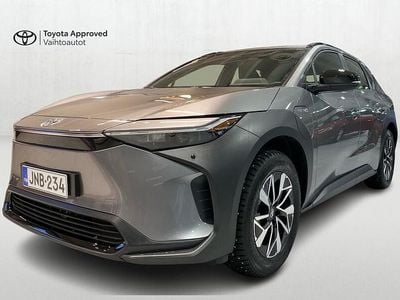 Käytetty Toyota bZ4X Active 150 kW (204 HP) 2023 Harmaa Katumaasturi