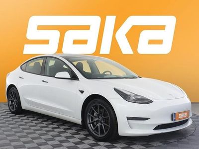 Käytetty 2021 Tesla Model 3 Sedan | 25 790 € (Perustarjous)