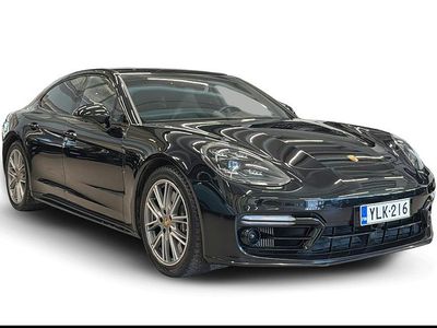 Käytetty Porsche Panamera Turbo S 691 HP (508 kW) 2022 Musta Sedan