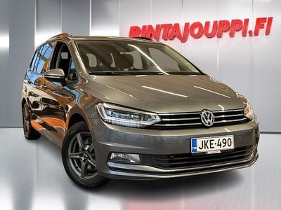 Käytetty VW Touran Comfortline 150 HP (110 kW) 2017 Tila-auto