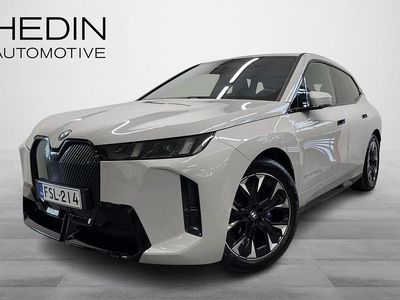 Harmaa Käytetty 2025 BMW iX M Sport Katumaasturi | 96 900 €
