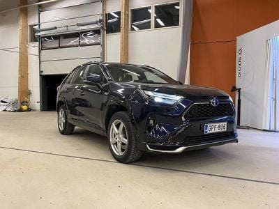 Käytetty 2022 Toyota RAV4 Hybrid Business Edition Katumaasturi | 42 990 € (Perustarjous)