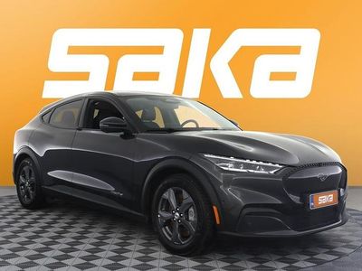 Käytetty 2022 Ford Mustang Mach-E Katumaasturi | 25 800 € (Hyvä tarjous)