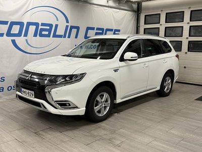 Käytetty 2019 Mitsubishi Outlander P-HEV Katumaasturi | 16 890 € (Perustarjous)