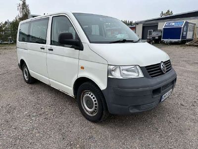 käytetty VW Transporter 2,5TDI 96KW