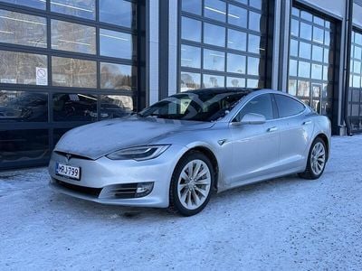 Käytetty Tesla Model S 450 kW (613 HP) 2018 Viistoperä