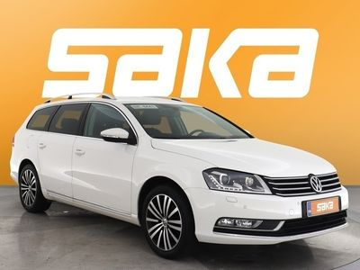 käytetty VW Passat Variant Highline 1,4 TSI EcoFuel 110 kW DSG ** Nahkasportit / Isompi näyttö / Xenon&LED / Vakkari / Lämmitettävä tuulilasi **