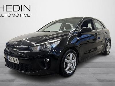 Käytetty Kia Rio EX 99 HP (72 kW) 2017 Musta Viistoperä