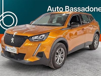 Käytetty Peugeot 2008 Active 131 HP (96 kW) 2022 Katumaasturi