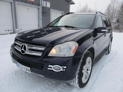Käytetty Mercedes GL320 2006 Katumaasturi