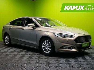 Käytetty Ford Mondeo Titanium 160 HP (117 kW) 2016 Hopea / harmaa Sedan