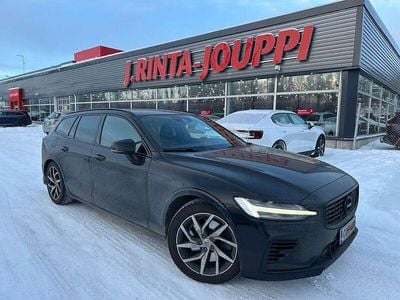 Käytetty Volvo V60 R-Design 392 HP (288 kW) 2020 Farmari