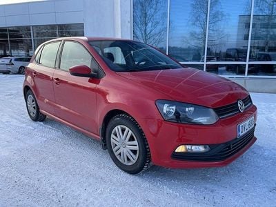 Käytetty VW Polo Trendline 75 HP (55 kW) 2016 Punainen Viistoperä