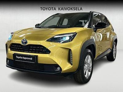 Keltainen Käytetty 2023 Toyota Yaris Cross Style Katumaasturi | 28 990 € (Perustarjous)