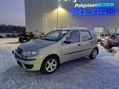 Käytetty 2005 Fiat Punto | 1 690 €
