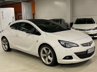 Käytetty 2014 Opel Astra GTC Viistoperä | 11 900 €