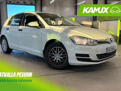 Valkoinen Käytetty 2013 VW Golf Trendline Sedan | 7 880 € (Perustarjous)