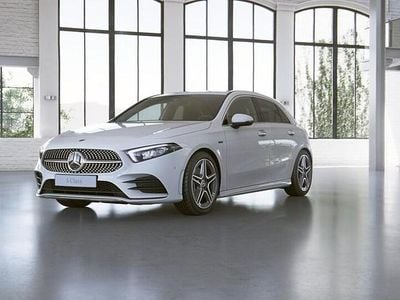 Valkoinen Käytetty 2020 Mercedes A250 Advanced Viistoperä | 24 400 € (Hieman kallis)