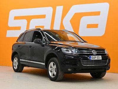 käytetty VW Touareg 3,0 V6 TDI 176 kW 4MOTION BlueMotion Technology Tiptronic ** Juuri tullut! / Ilma-alusta / ACC / Muistipenkki / Comfort penkit viilennyksellä / Panorama / Koukku **