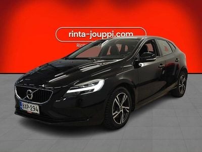 Musta Käytetty 2019 Volvo V40 Business Edition Viistoperä | 21 390 € (Perustarjous)