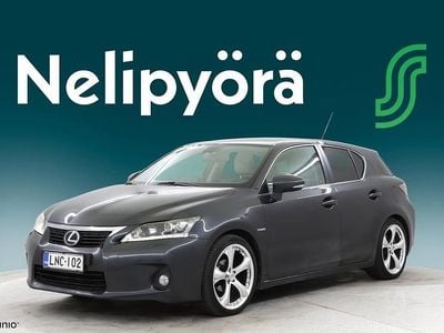 Lexus CT200h
