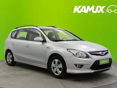 Hopea / harmaa Käytetty 2011 Hyundai i30 Comfort Farmari | 3 790 €